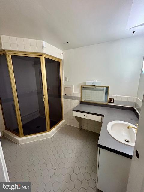 WESTOWNE - Residential Lease