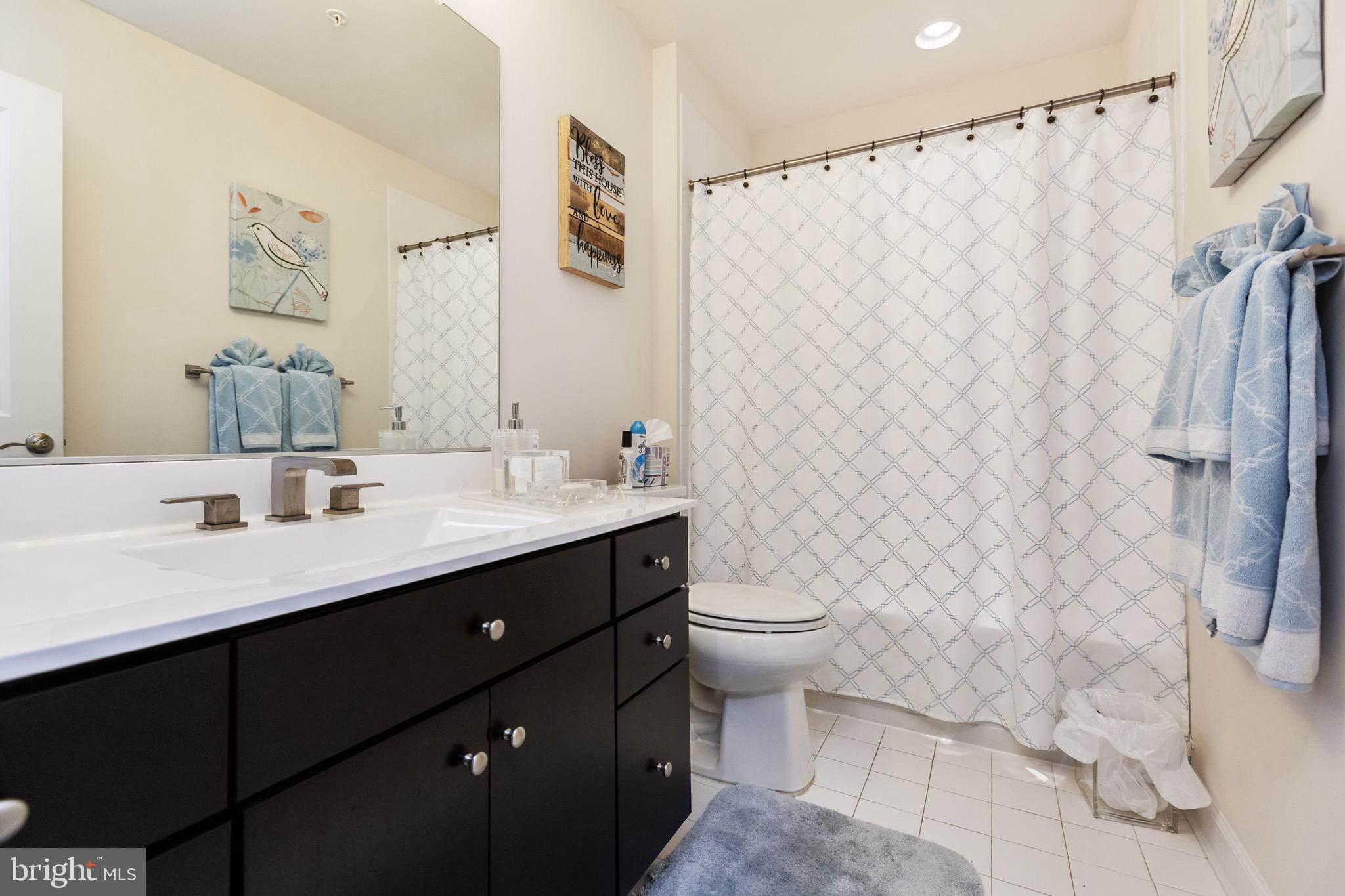 SUBURBAN GREENE - Residential