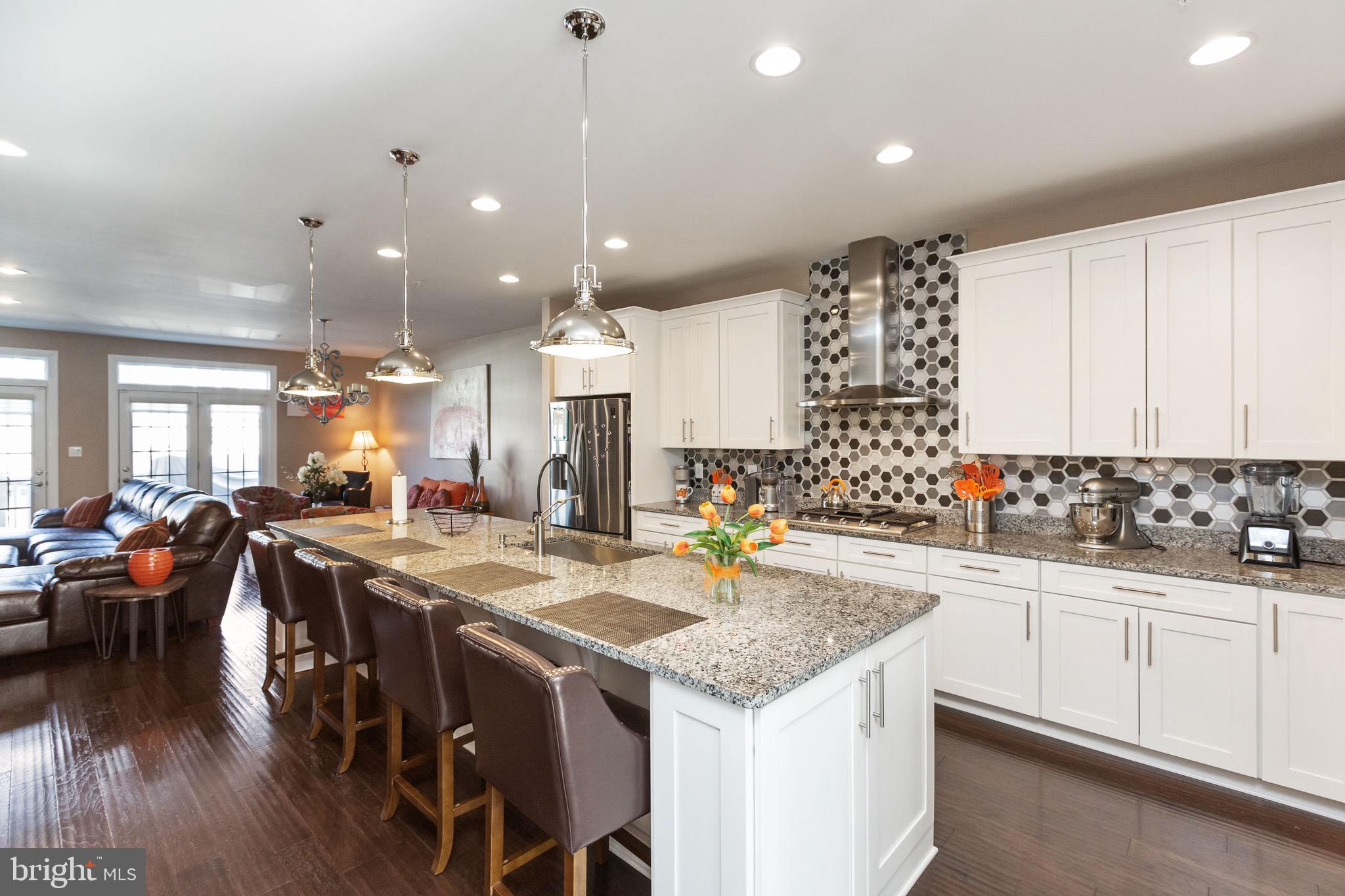 SUBURBAN GREENE - Residential