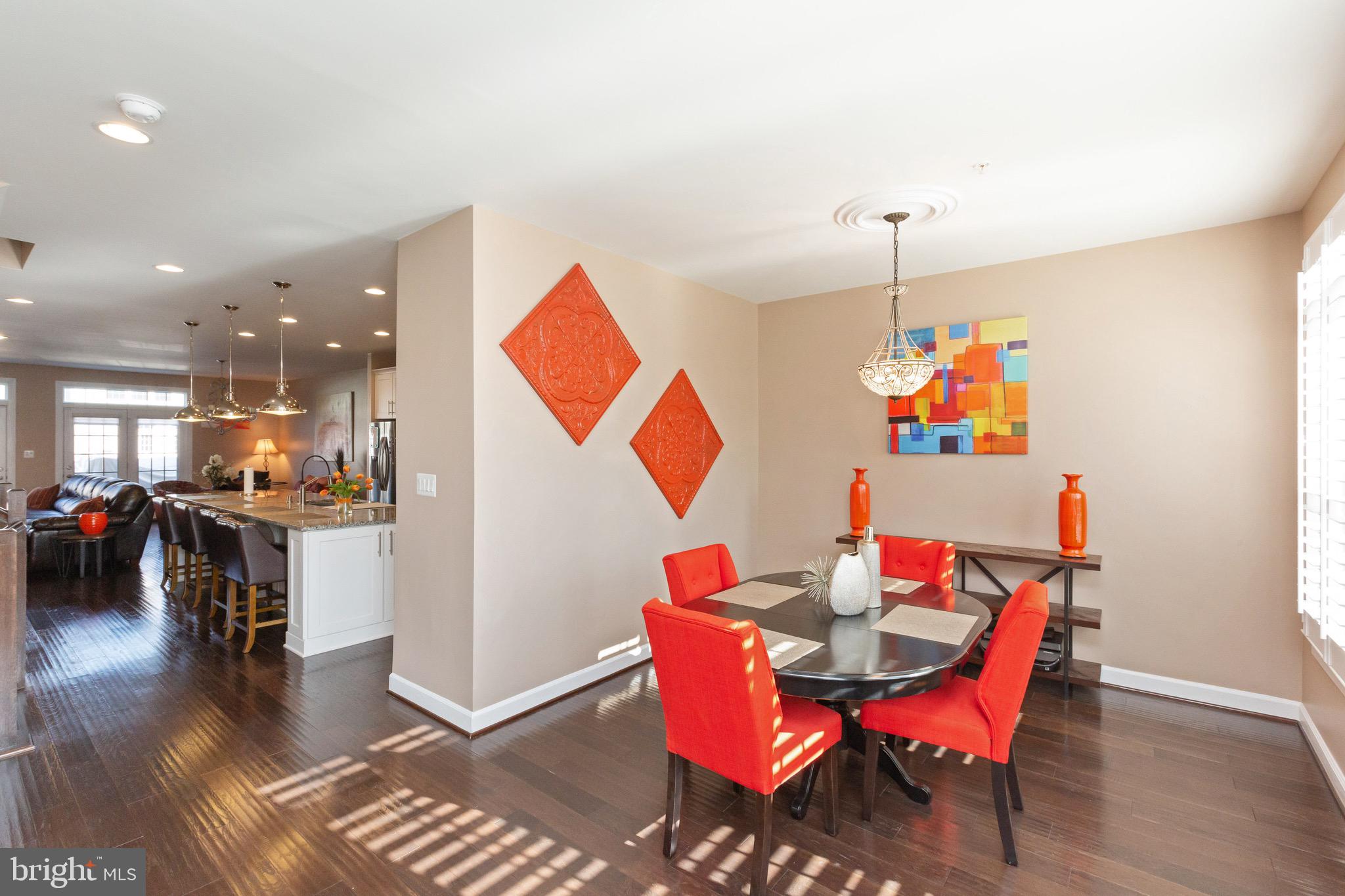 SUBURBAN GREENE - Residential