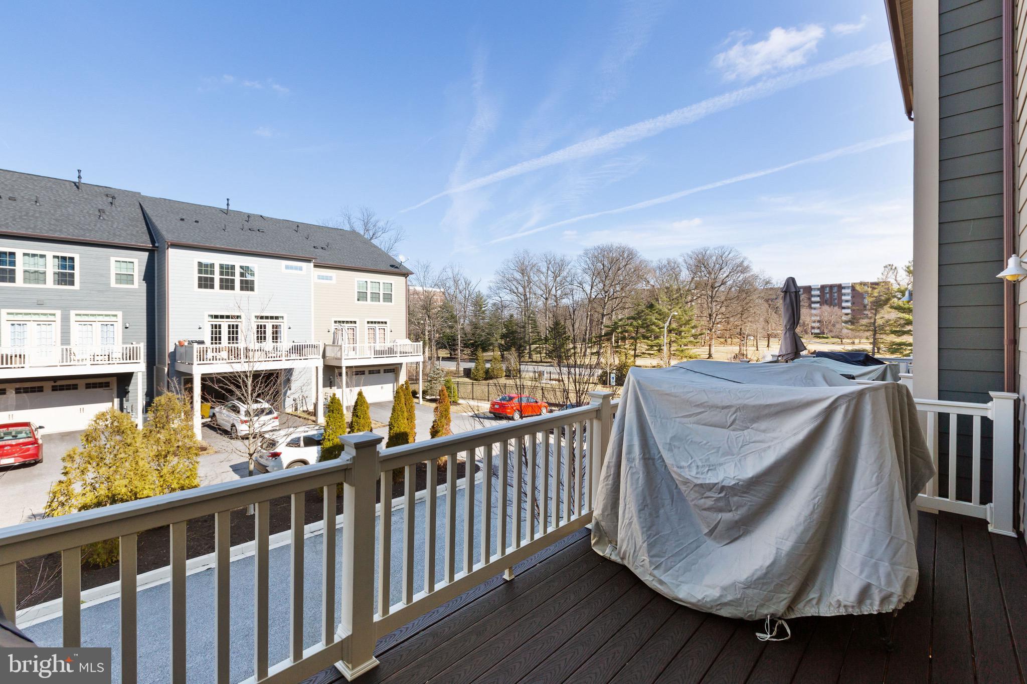 SUBURBAN GREENE - Residential