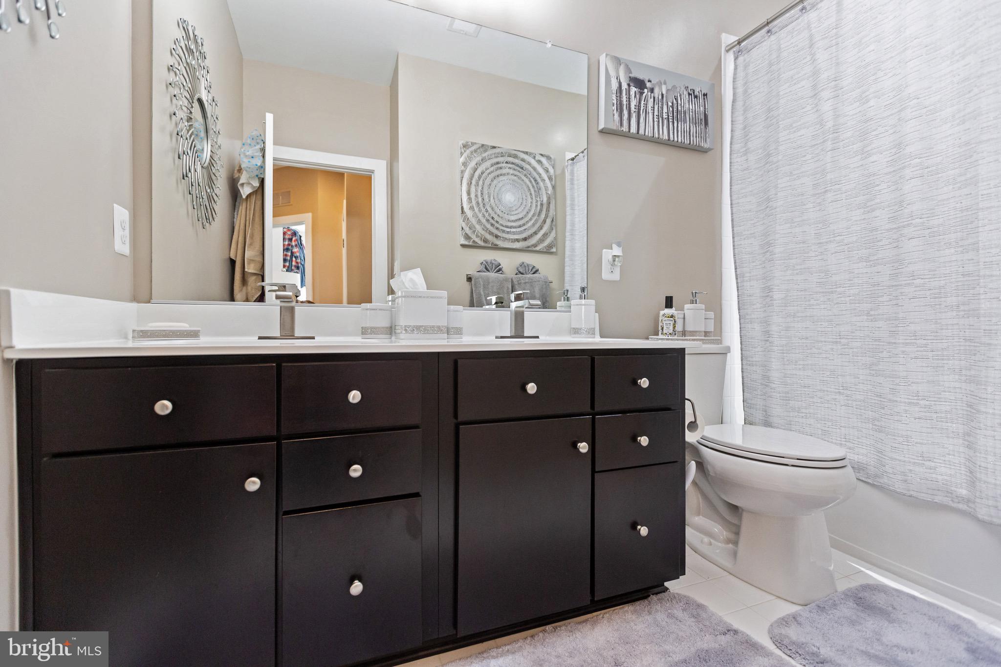 SUBURBAN GREENE - Residential