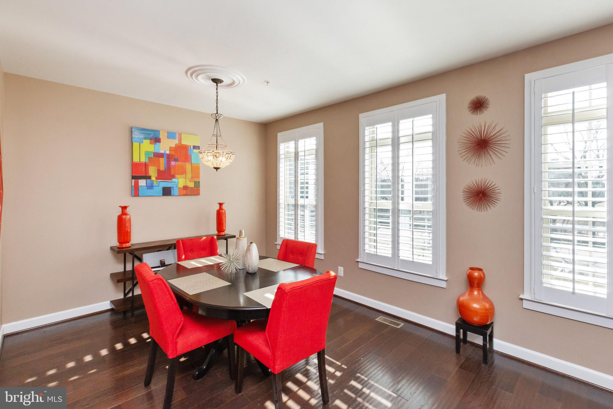 SUBURBAN GREENE - Residential