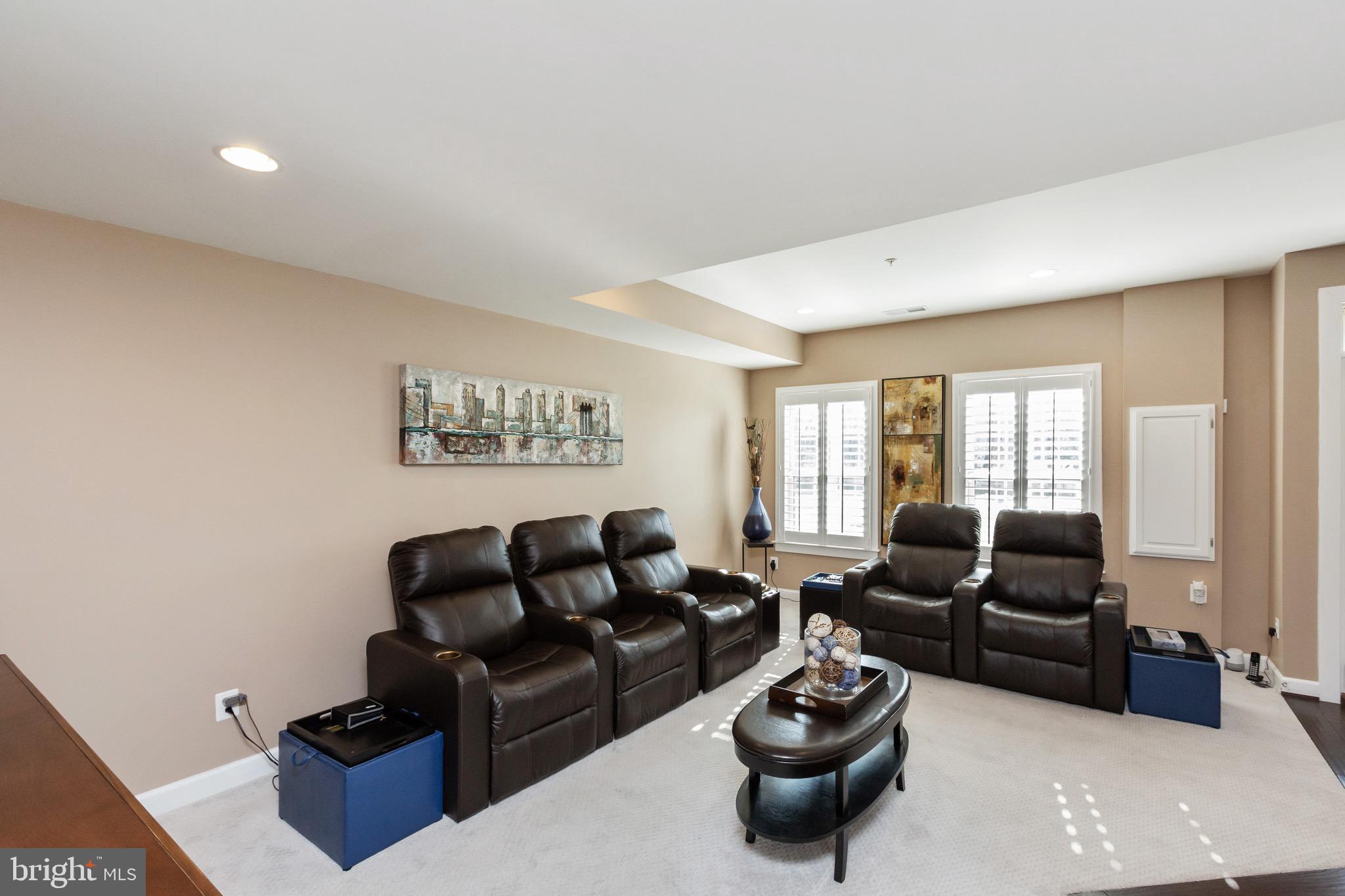 SUBURBAN GREENE - Residential