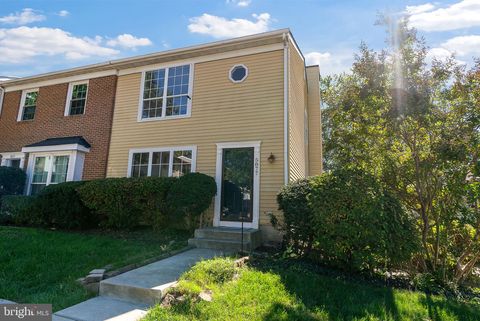 5877 ROWANBERRY DRIVE B 36 ELKRIDGE MD 21075