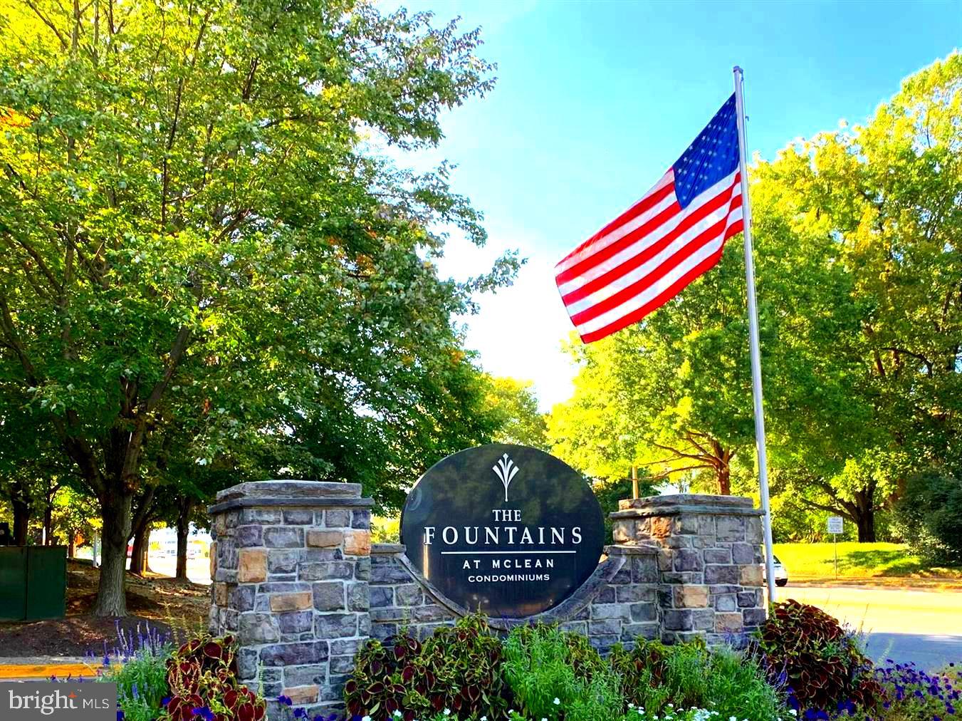 FOUNTAINS AT MCLEAN - Residential