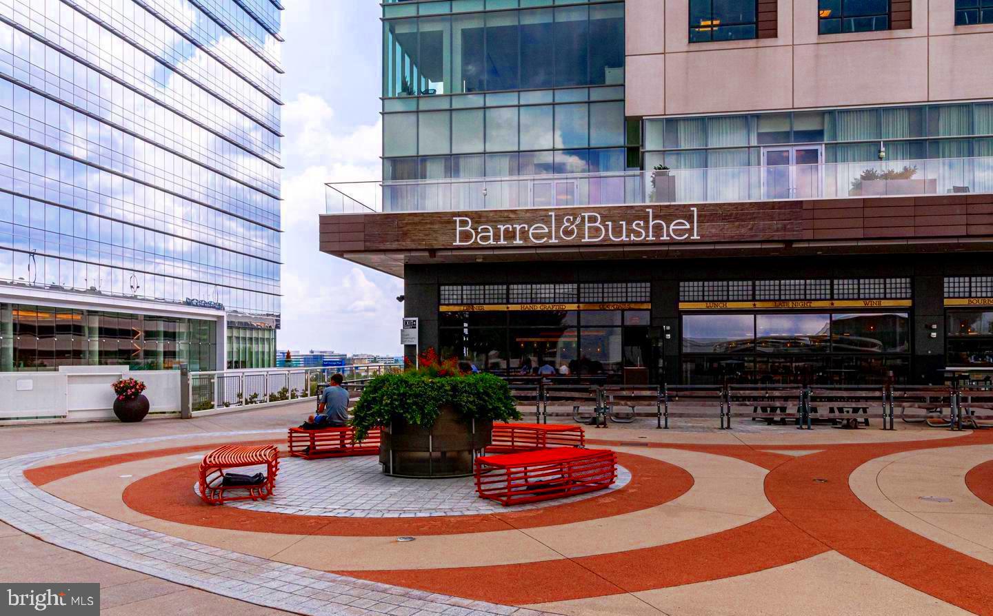 FOUNTAINS AT MCLEAN - Residential