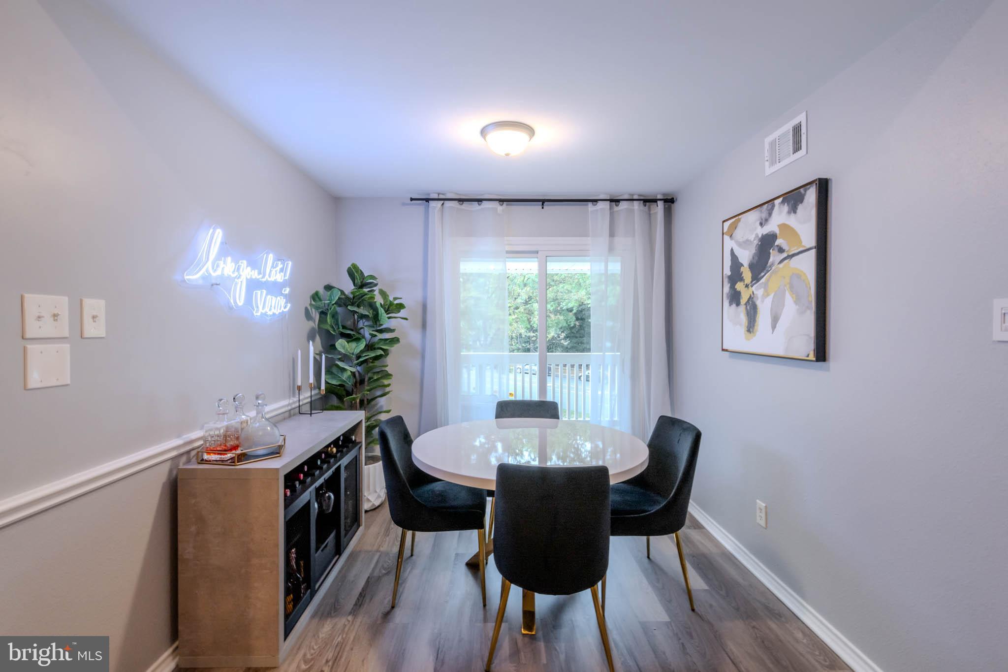 FOUNTAINS AT MCLEAN - Residential