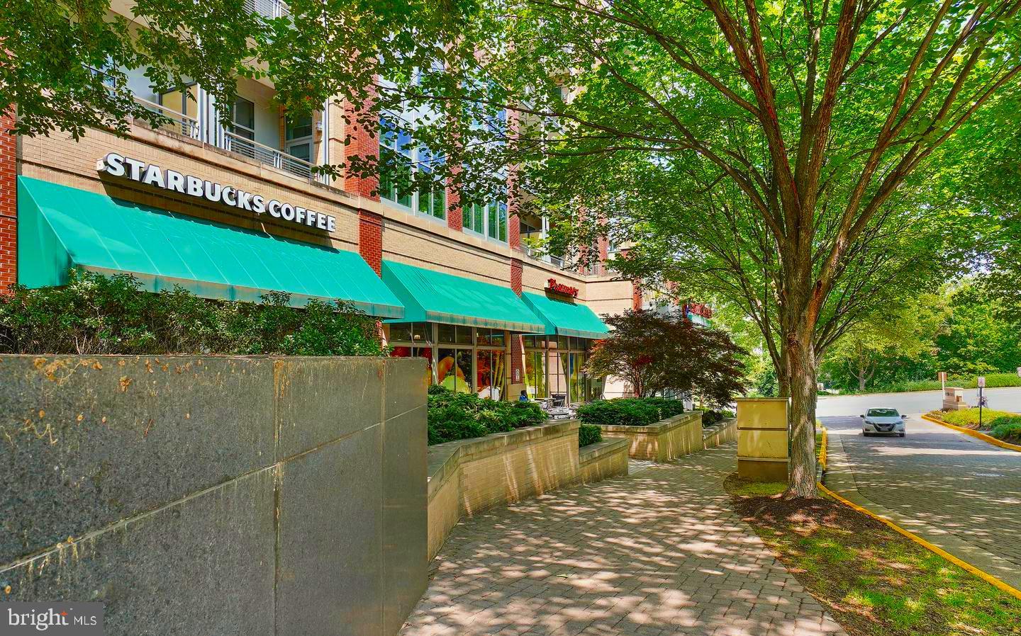 FOUNTAINS AT MCLEAN - Residential