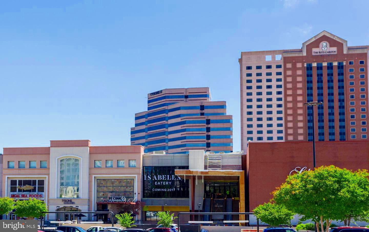 FOUNTAINS AT MCLEAN - Residential