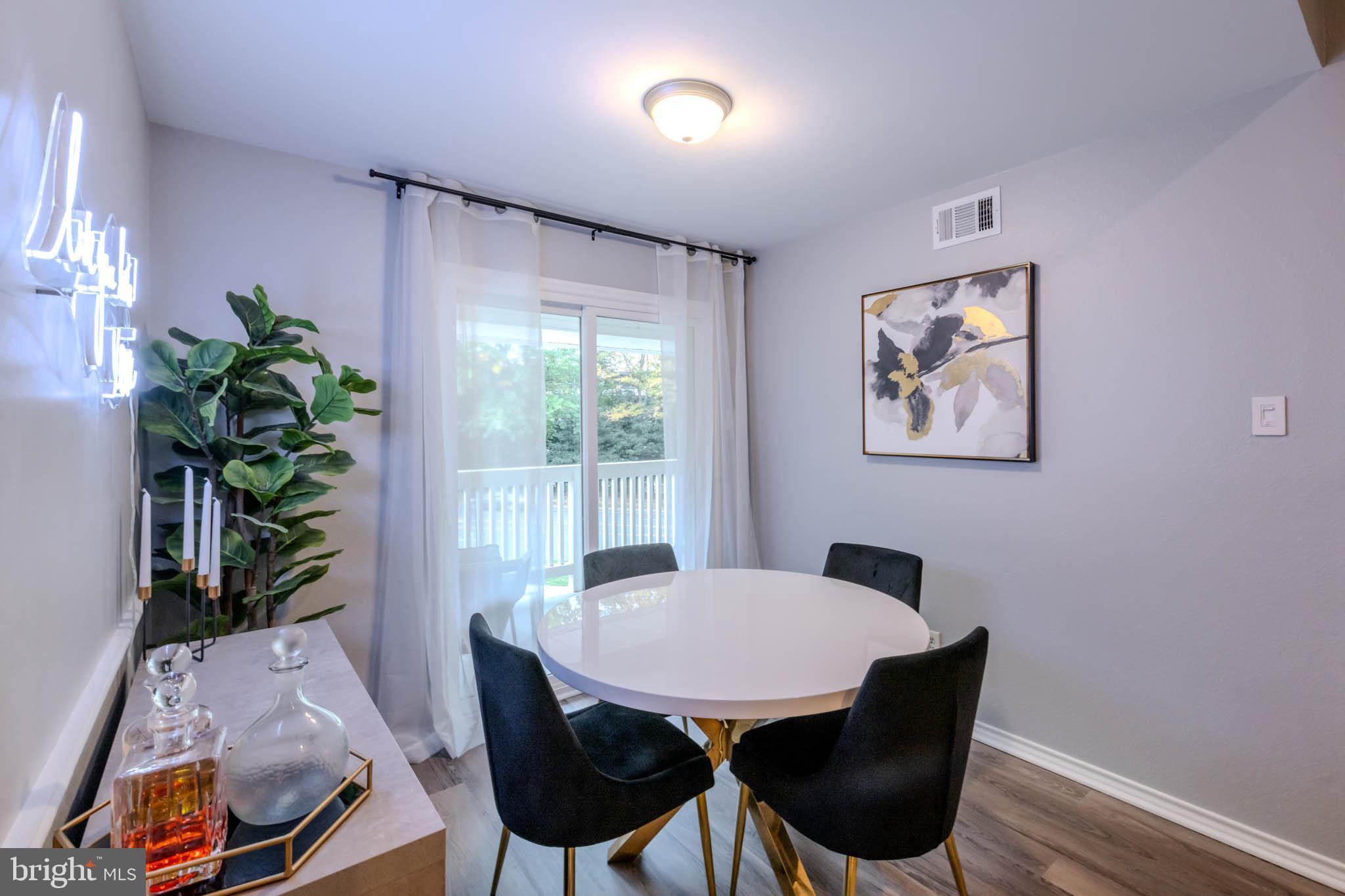 FOUNTAINS AT MCLEAN - Residential