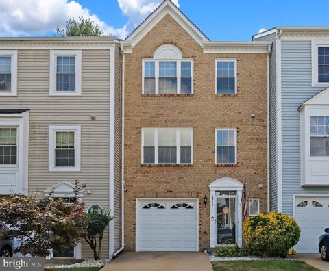 2816 BRIER POND CIRCLE WOODBRIDGE VA 22191