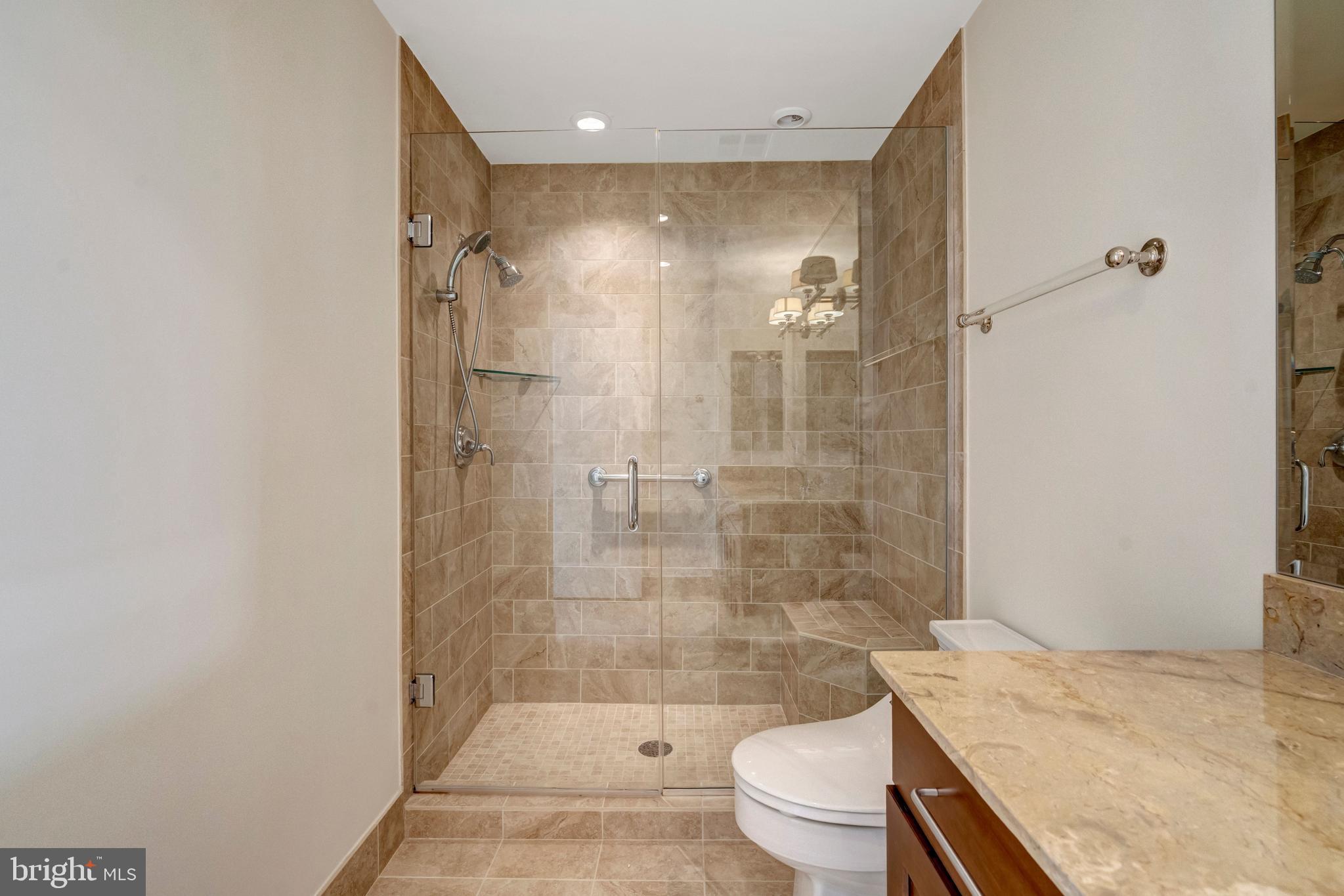 ONE PARK CREST CONDOMINIUM - Residential