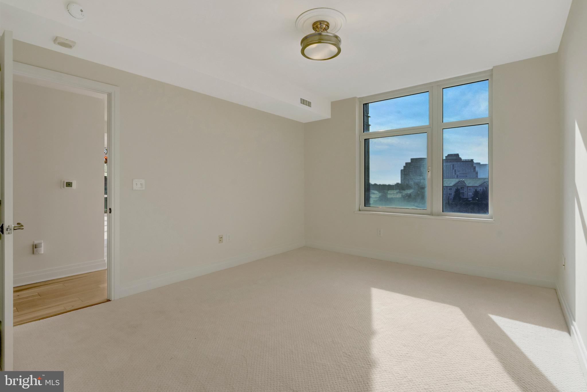 ONE PARK CREST CONDOMINIUM - Residential