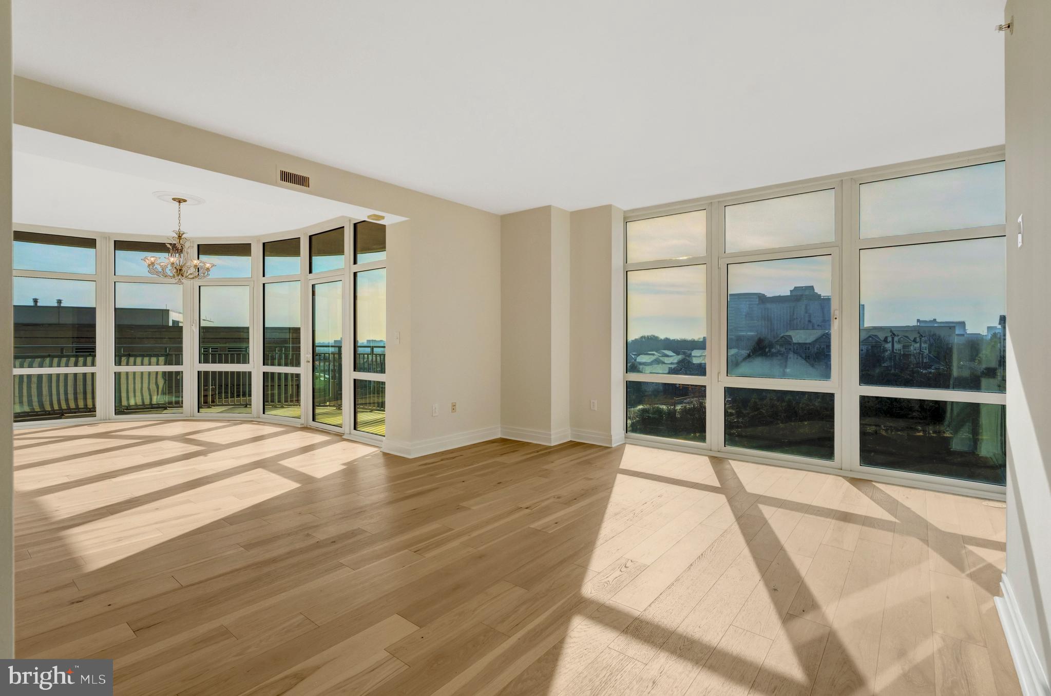 ONE PARK CREST CONDOMINIUM - Residential