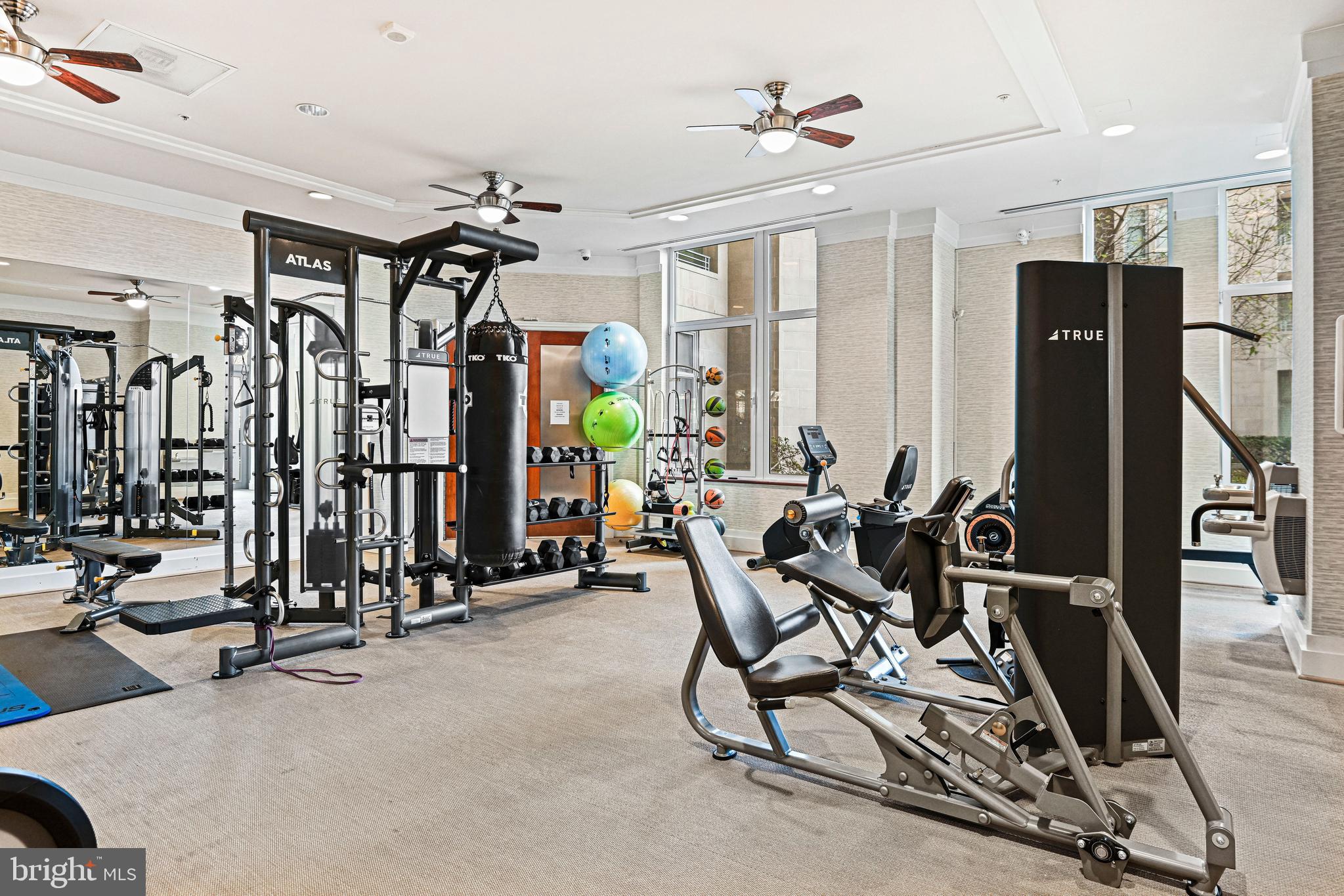 ONE PARK CREST CONDOMINIUM - Residential