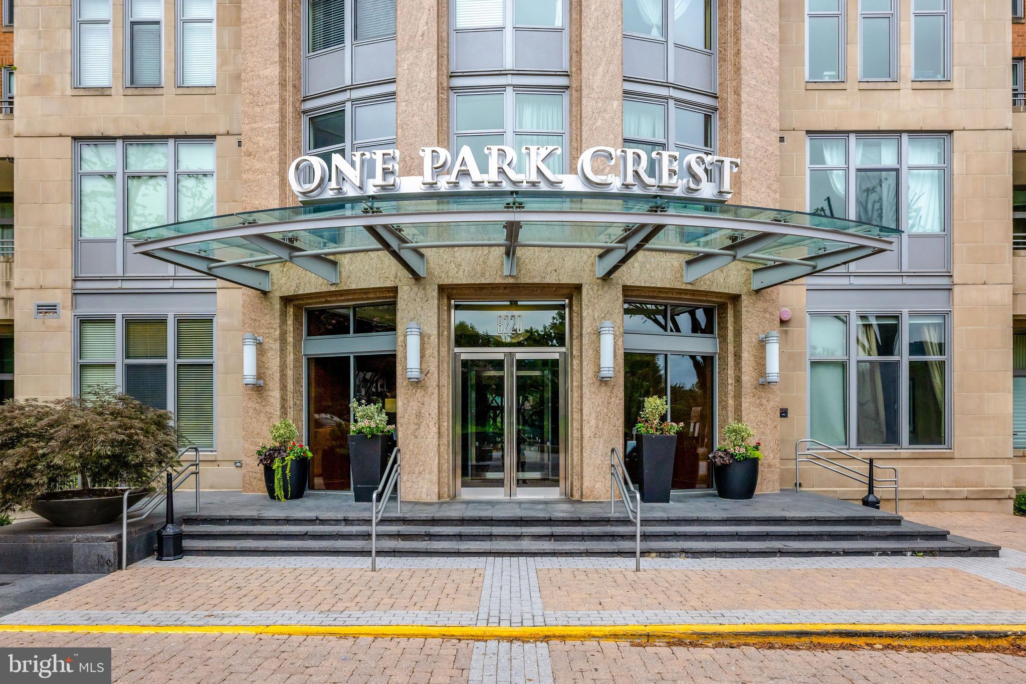 ONE PARK CREST CONDOMINIUM - Residential