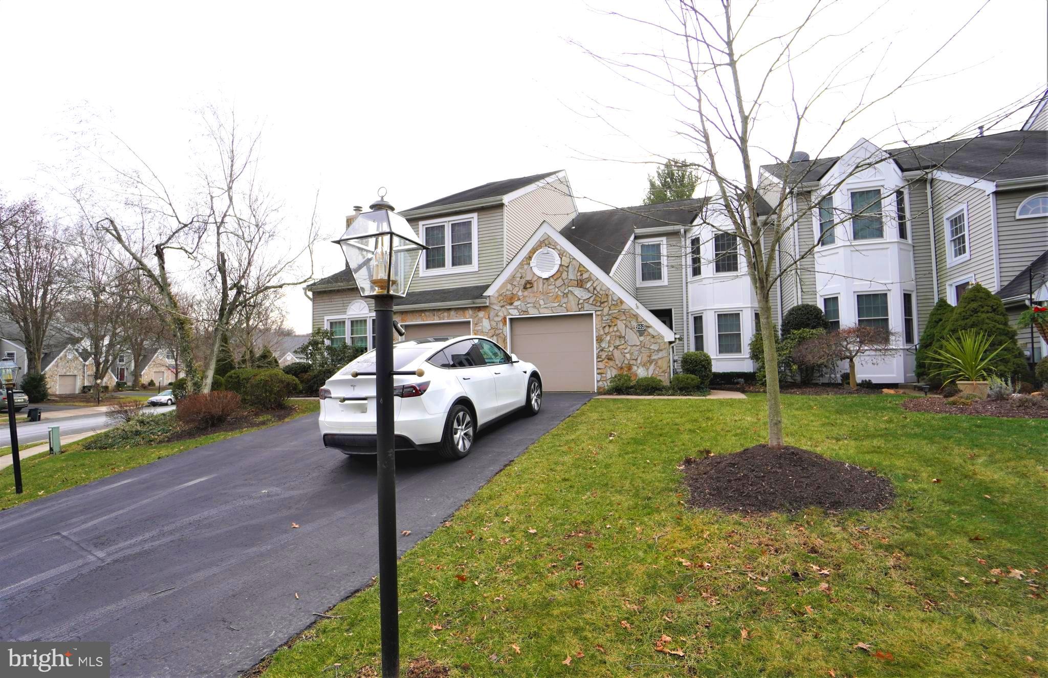 Welcome to 902 Eagle Lane – a beautifully updated townhouse in the award-winning Central Bucks School District!
The main level showcases hardwood floors, a remodeled kitchen with granite countertops and updated appliances, and an open layout leading to a low-maintenance AZEK deck. Upstairs, three bedrooms include a spacious primary suite with dual closets and a luxury bath featuring a Jacuzzi tub, radiant heated floors, and a towel warmer. All bathrooms have been tastefully updated.
The finished basement provides additional living space along with a workshop area, and now features brand-new flooring.
Ideally located just minutes from Doylestown Borough, you’ll enjoy shops, dining, museums, Central Park, and the 202 Parkway Trail—while remaining within easy reach of Philadelphia and New York.
Meticulously maintained and move-in ready—schedule your showing today!