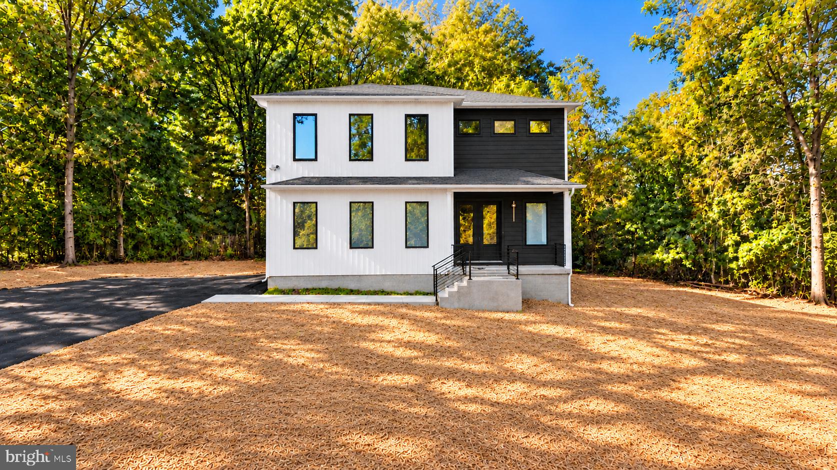 65 BOND AVENUE A