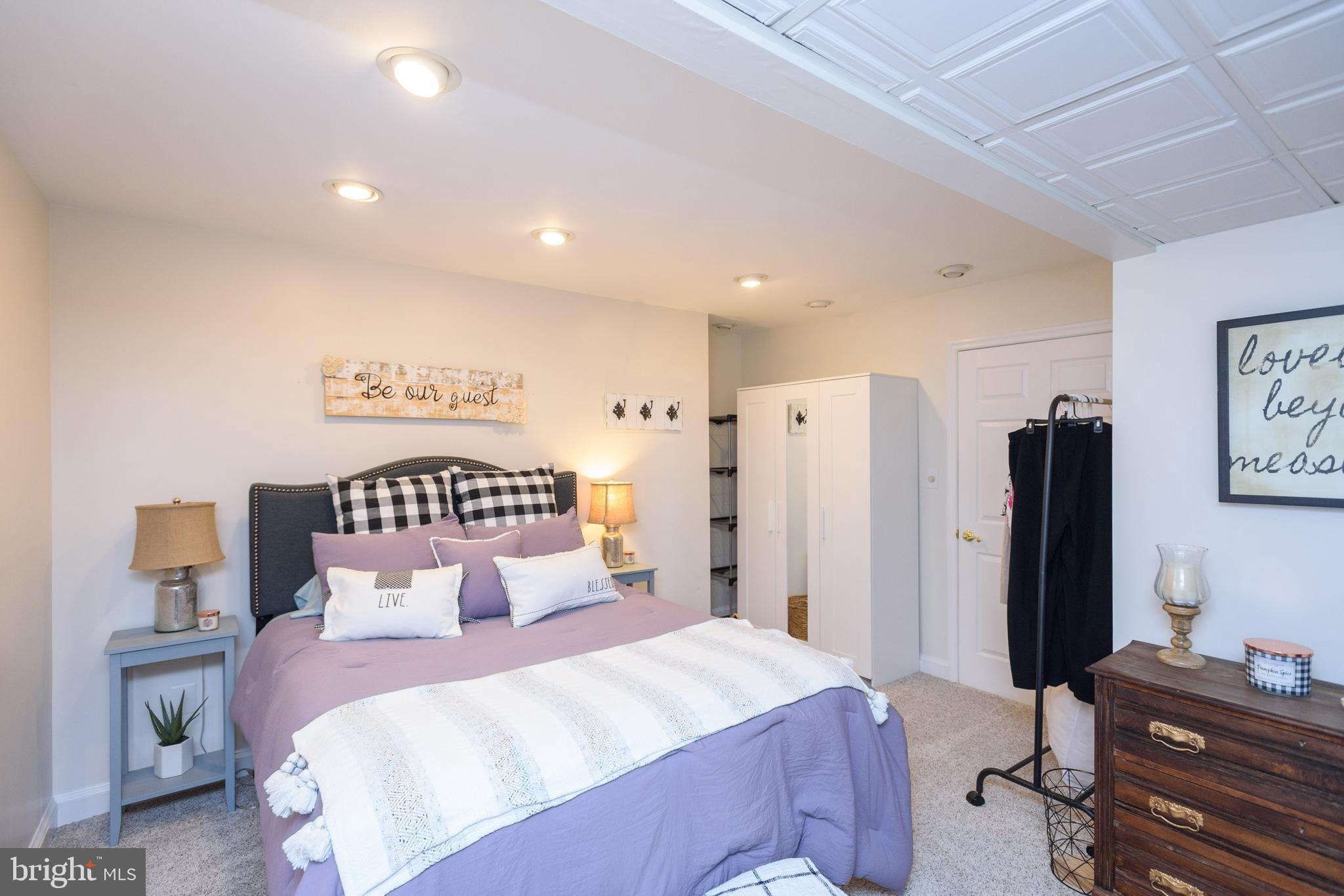 KINGS CONTRIVANCE - Residential