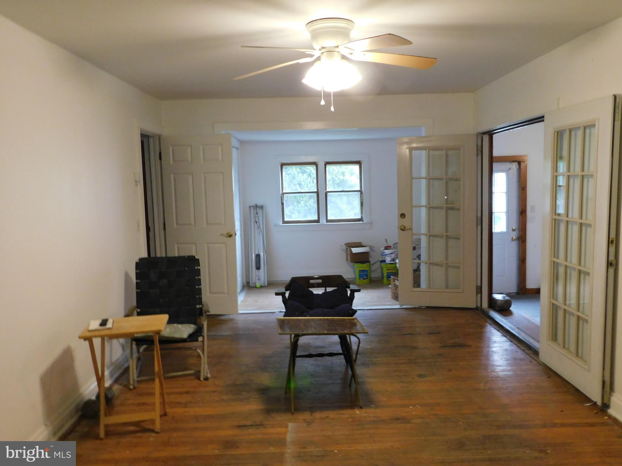 BRENTWOOD - Residential