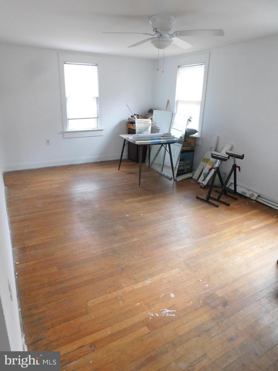 BRENTWOOD - Residential