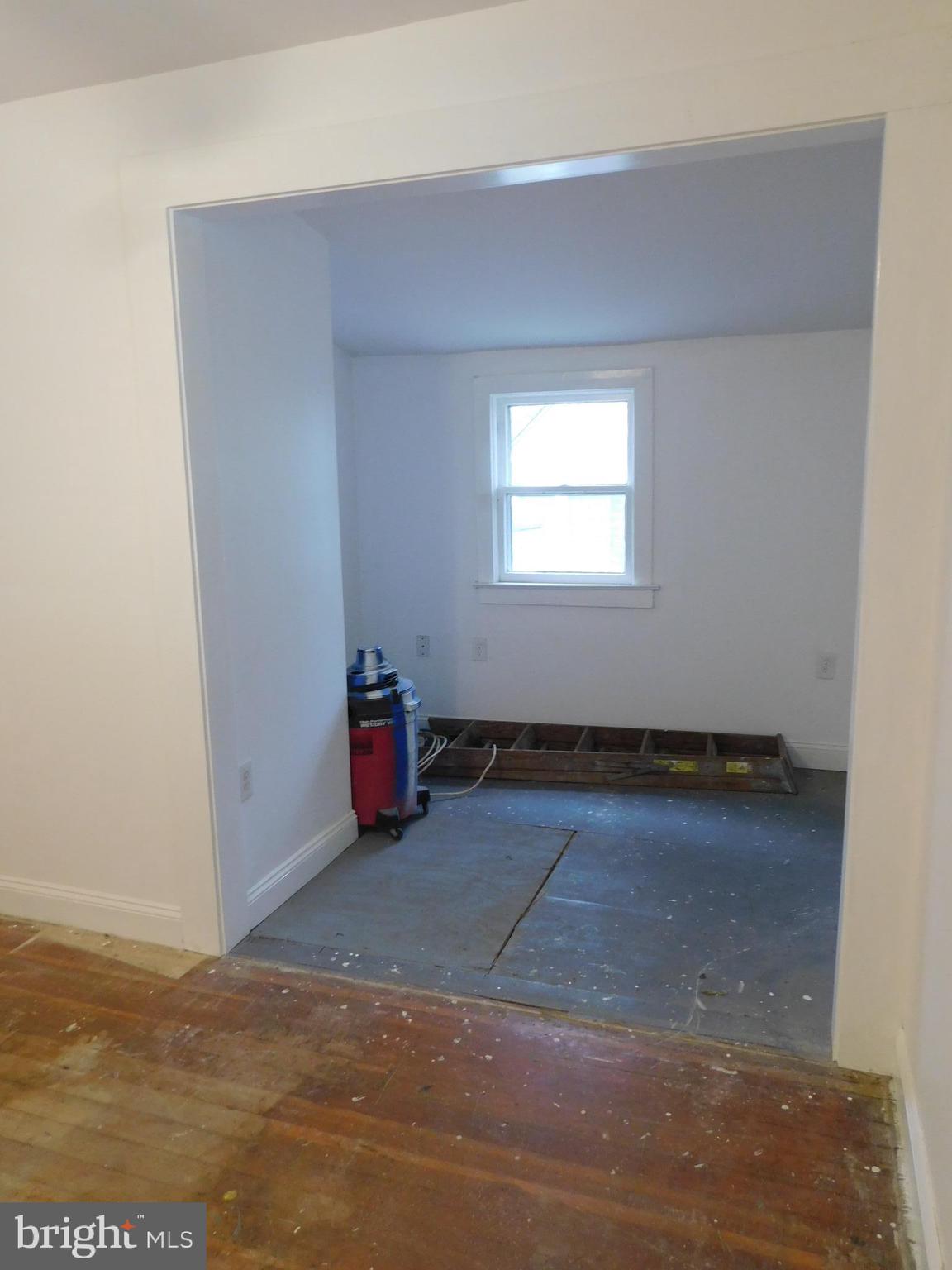 BRENTWOOD - Residential