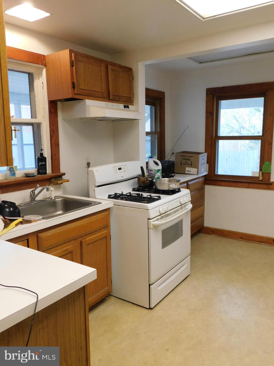 BRENTWOOD - Residential