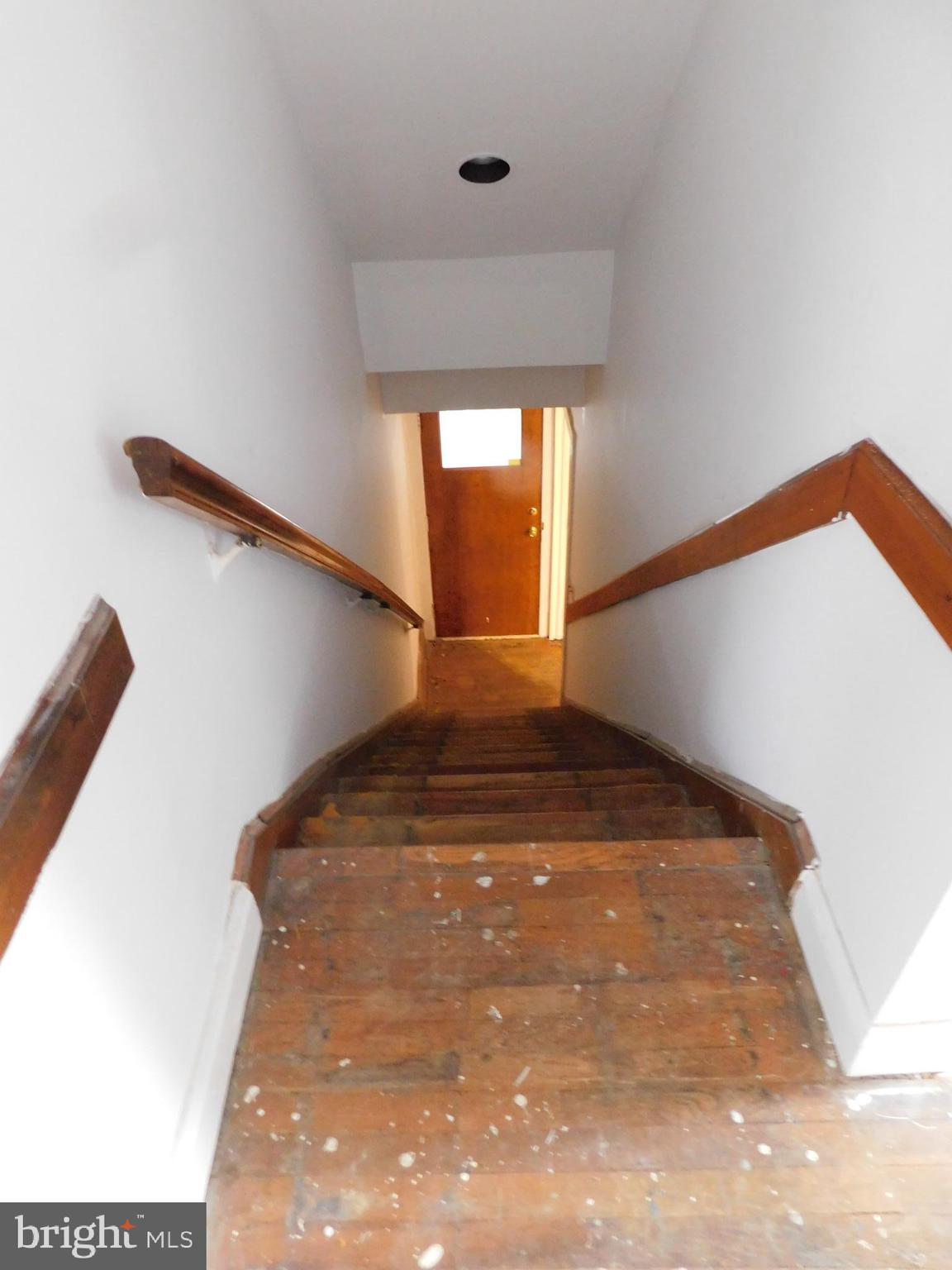 BRENTWOOD - Residential