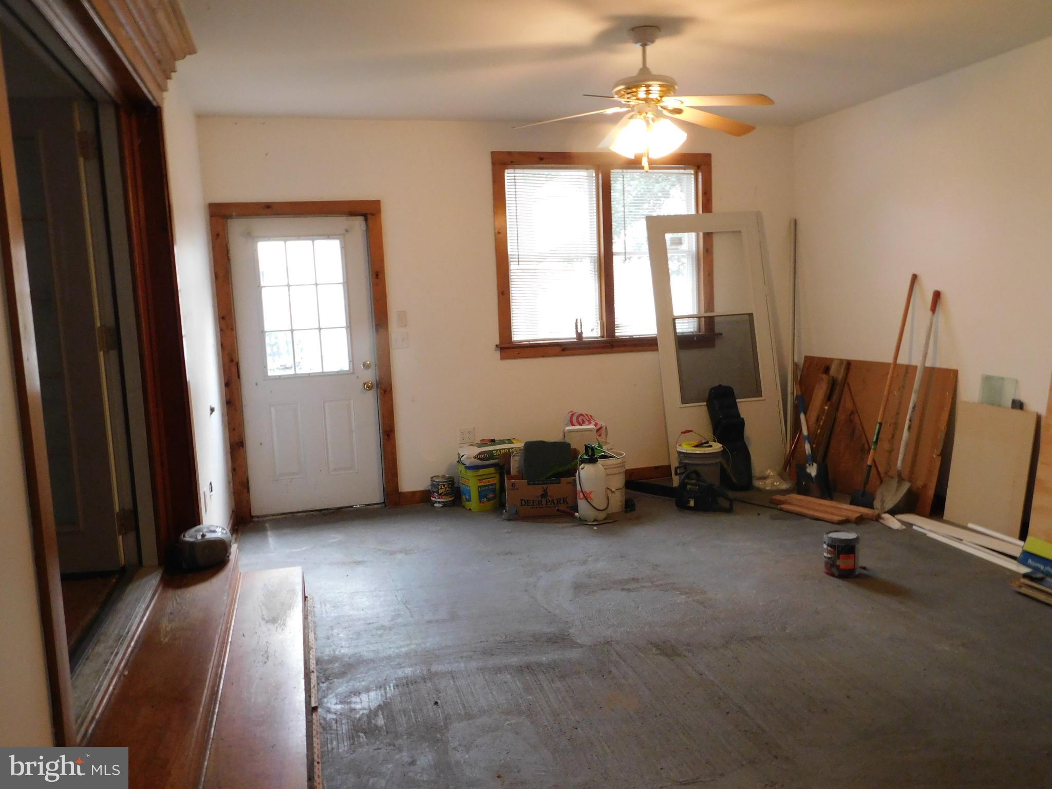 BRENTWOOD - Residential