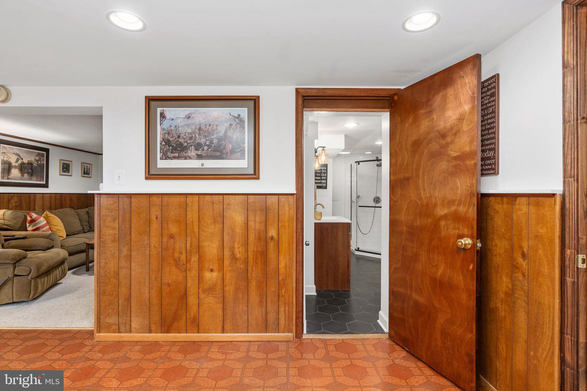 LOISDALE ESTATES - Residential