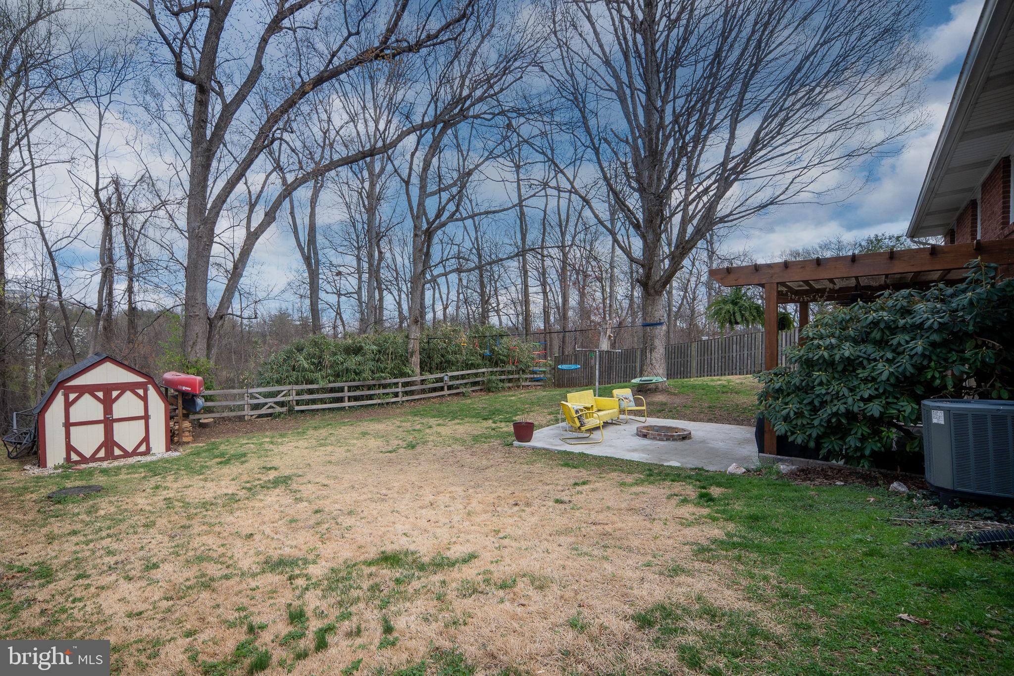 LOISDALE ESTATES - Residential