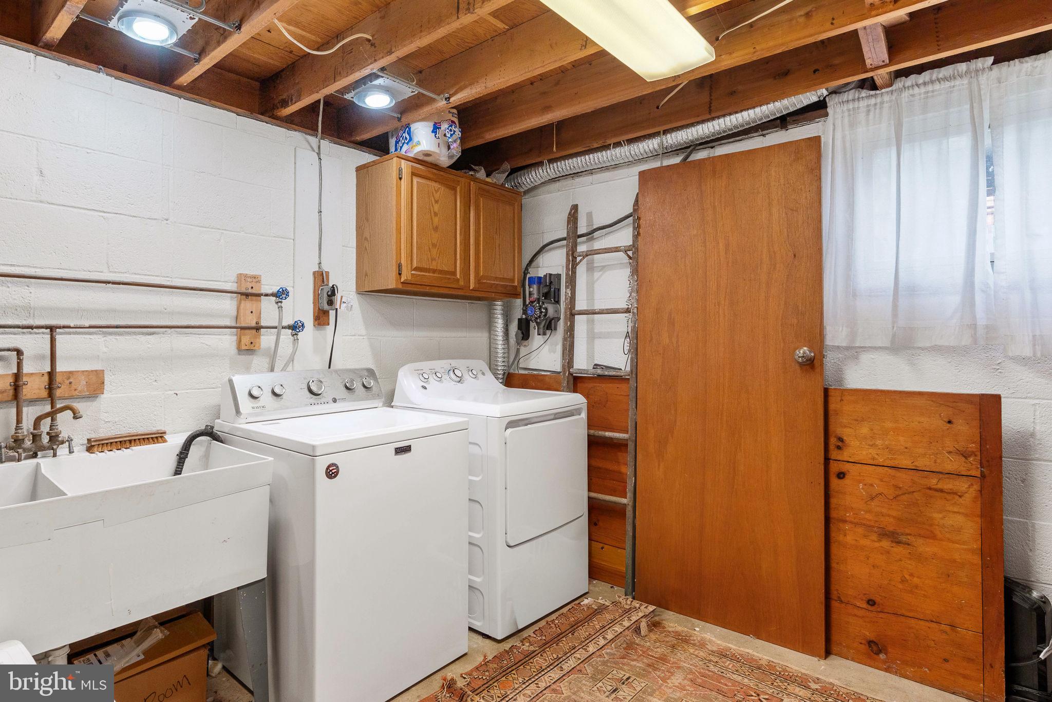 LOISDALE ESTATES - Residential