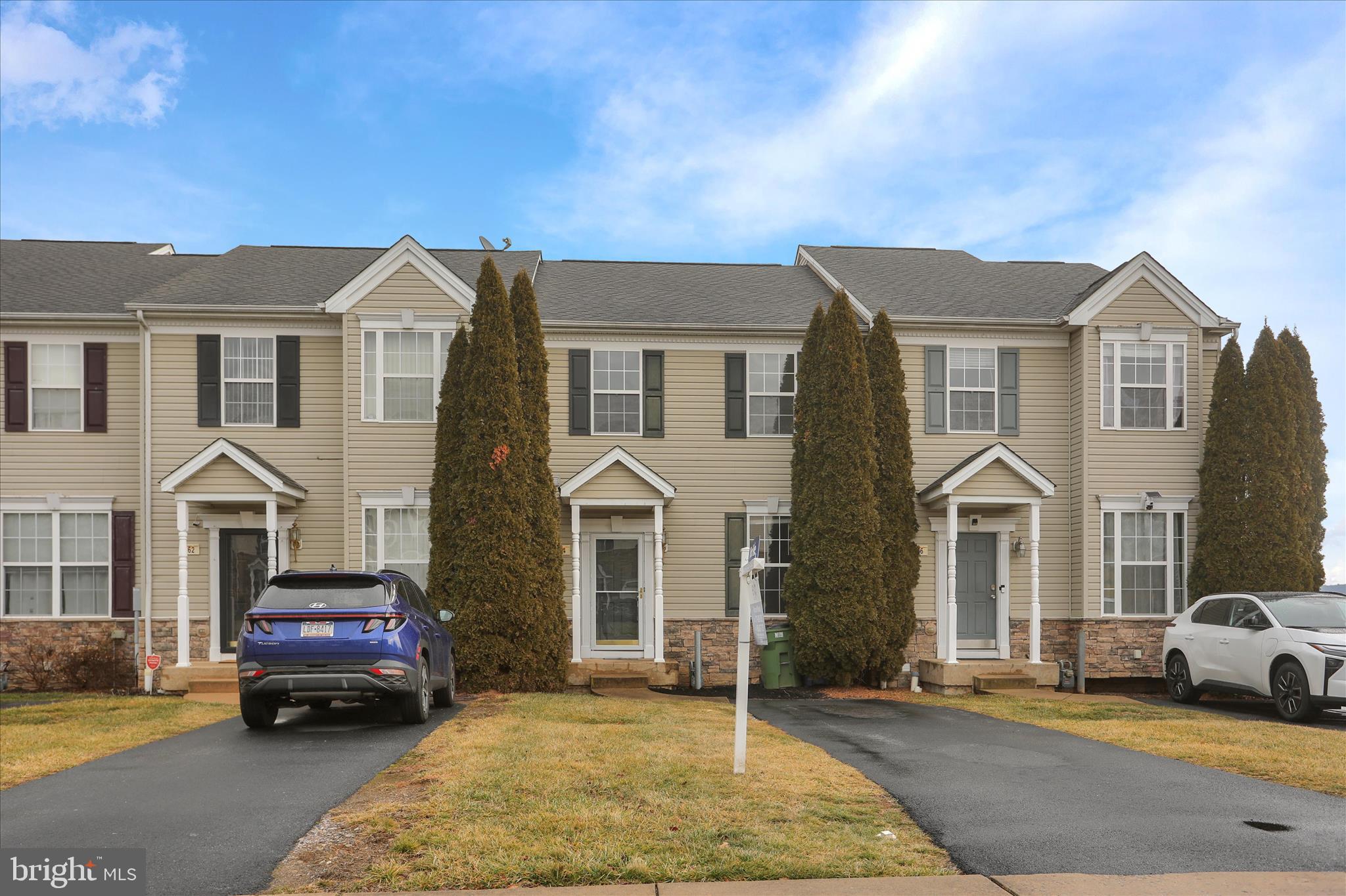 PEACEFIELDS - Residential