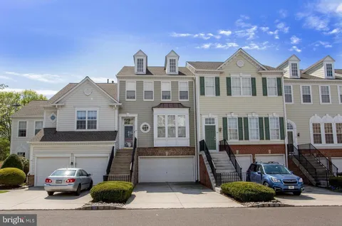 82 Avalon Court, Doylestown, PA MLS: PABU2100318