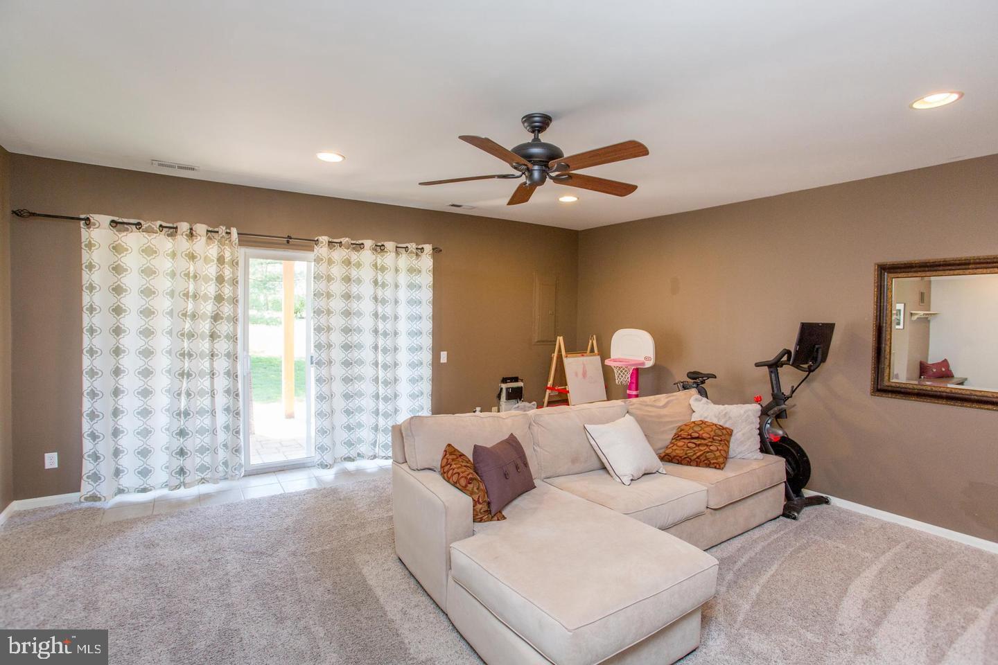 DOYLESTOWN STATION - Residential