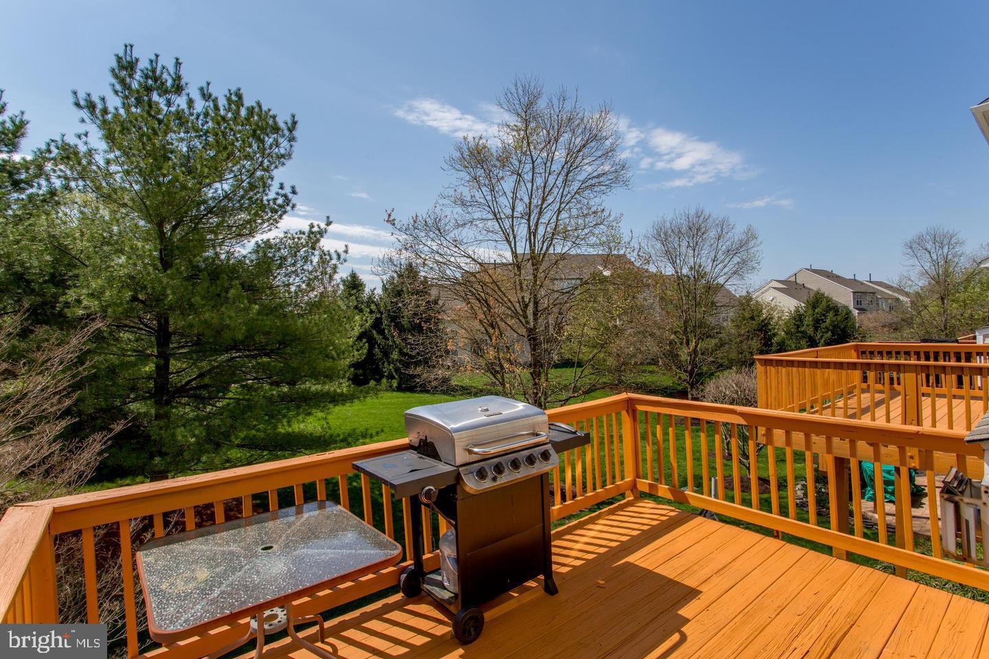 DOYLESTOWN STATION - Residential