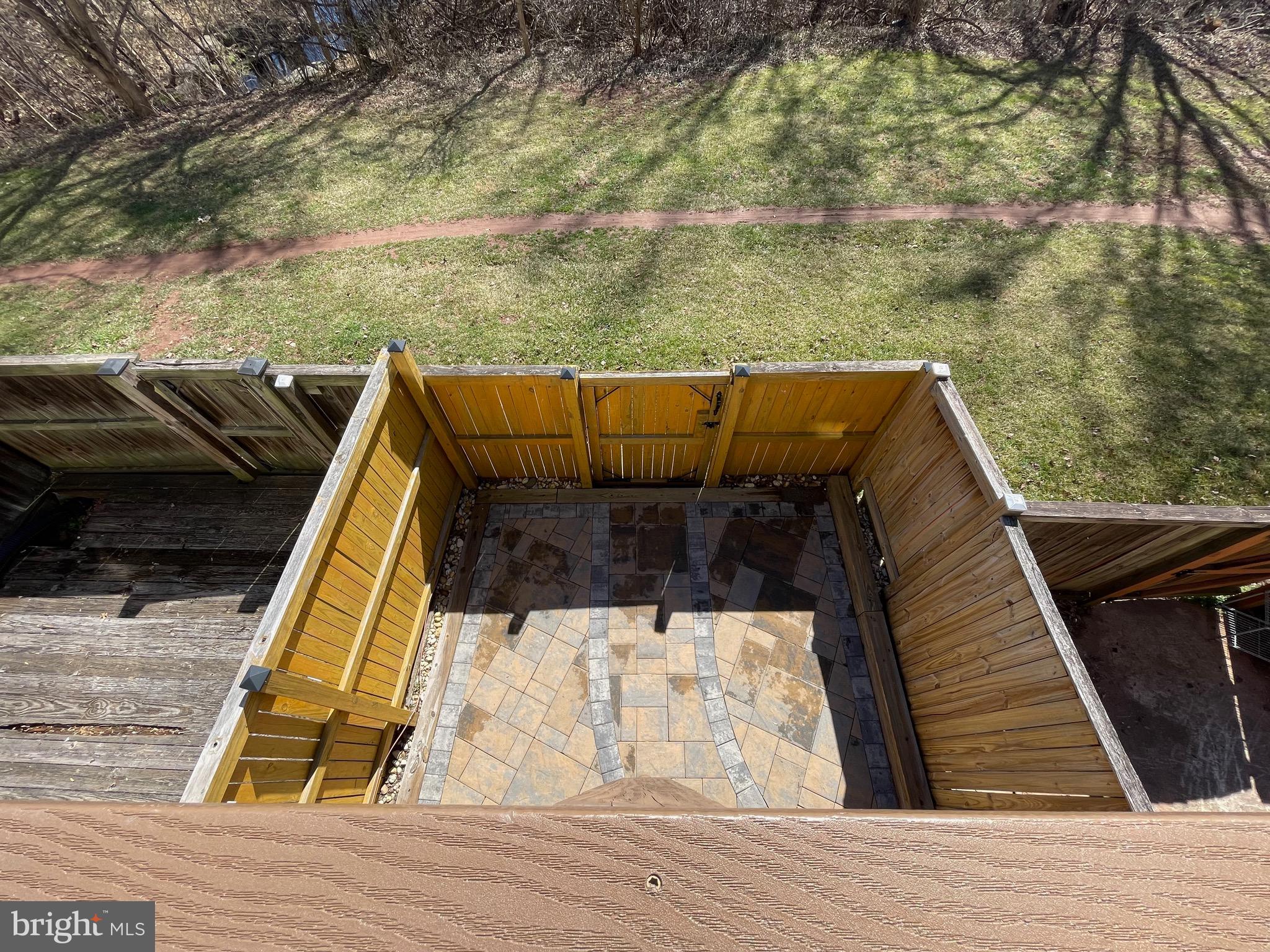 WINDING BROOK - Residential