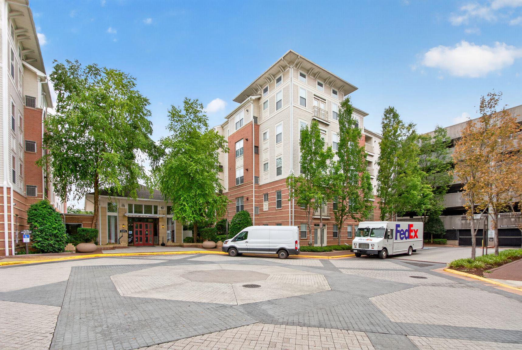 9486 VIRGINIA CENTER BOULEVARD 321