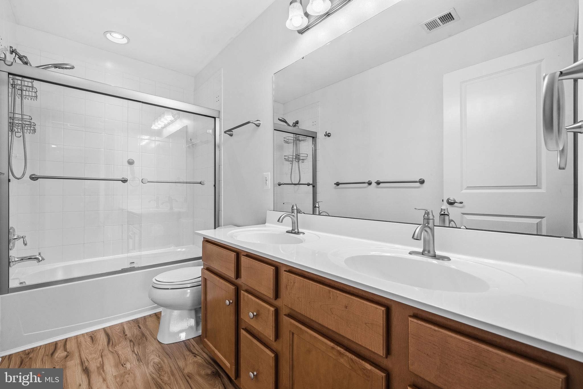 EVERGREEN COMMONS - Residential