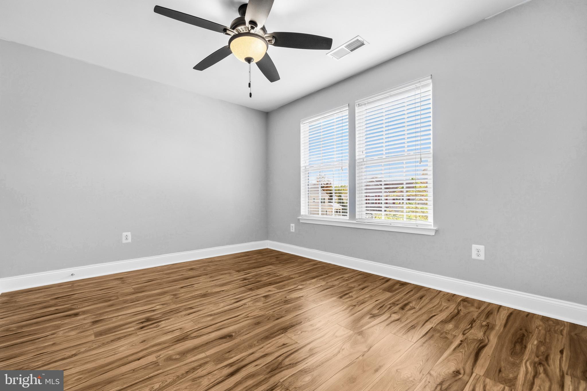 EVERGREEN COMMONS - Residential