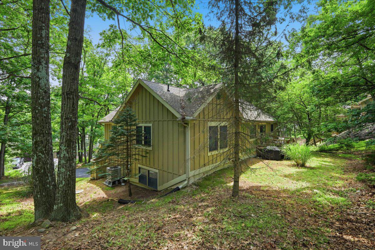 460 SPRUCE DRIVE