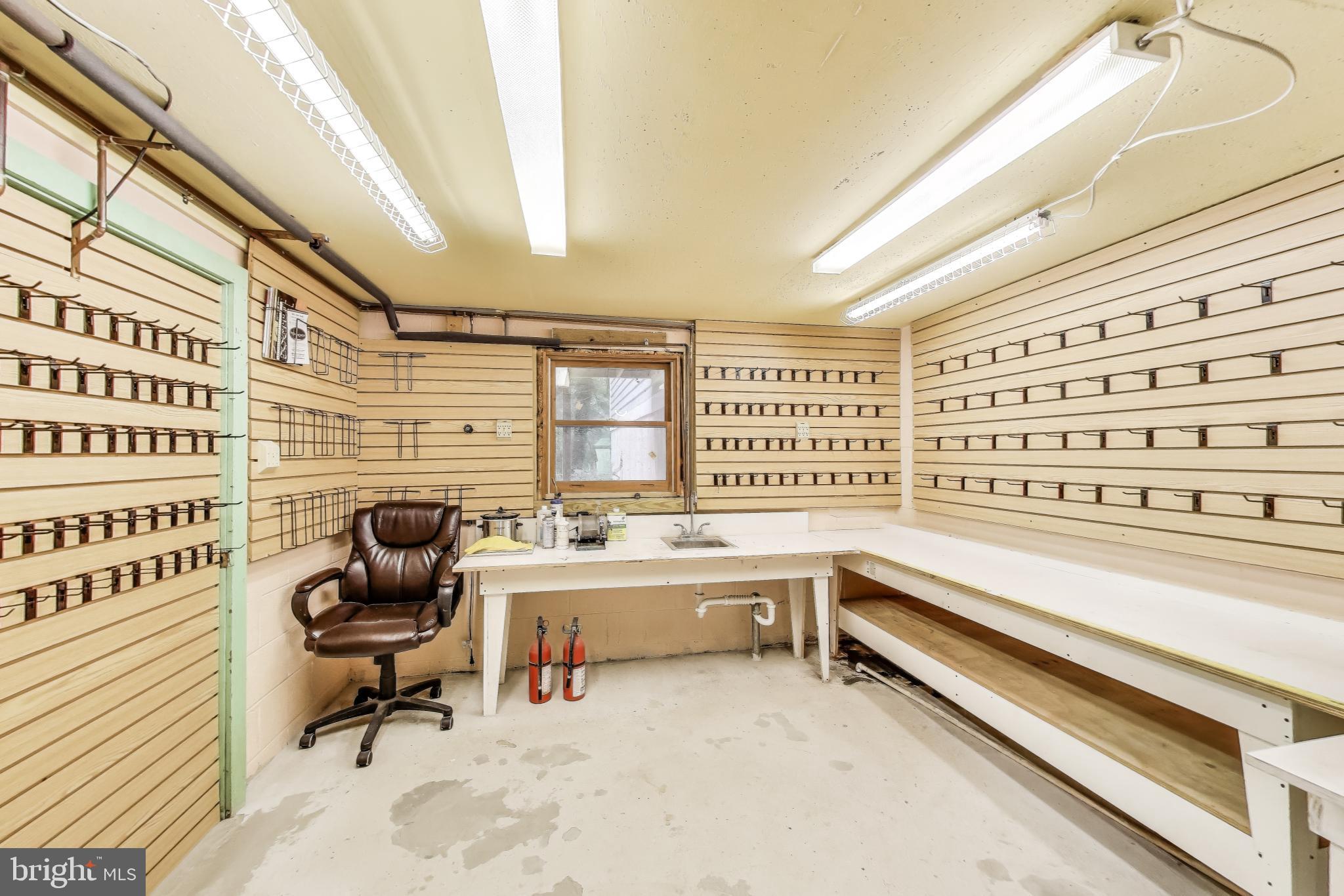 LONG BEACH - Residential