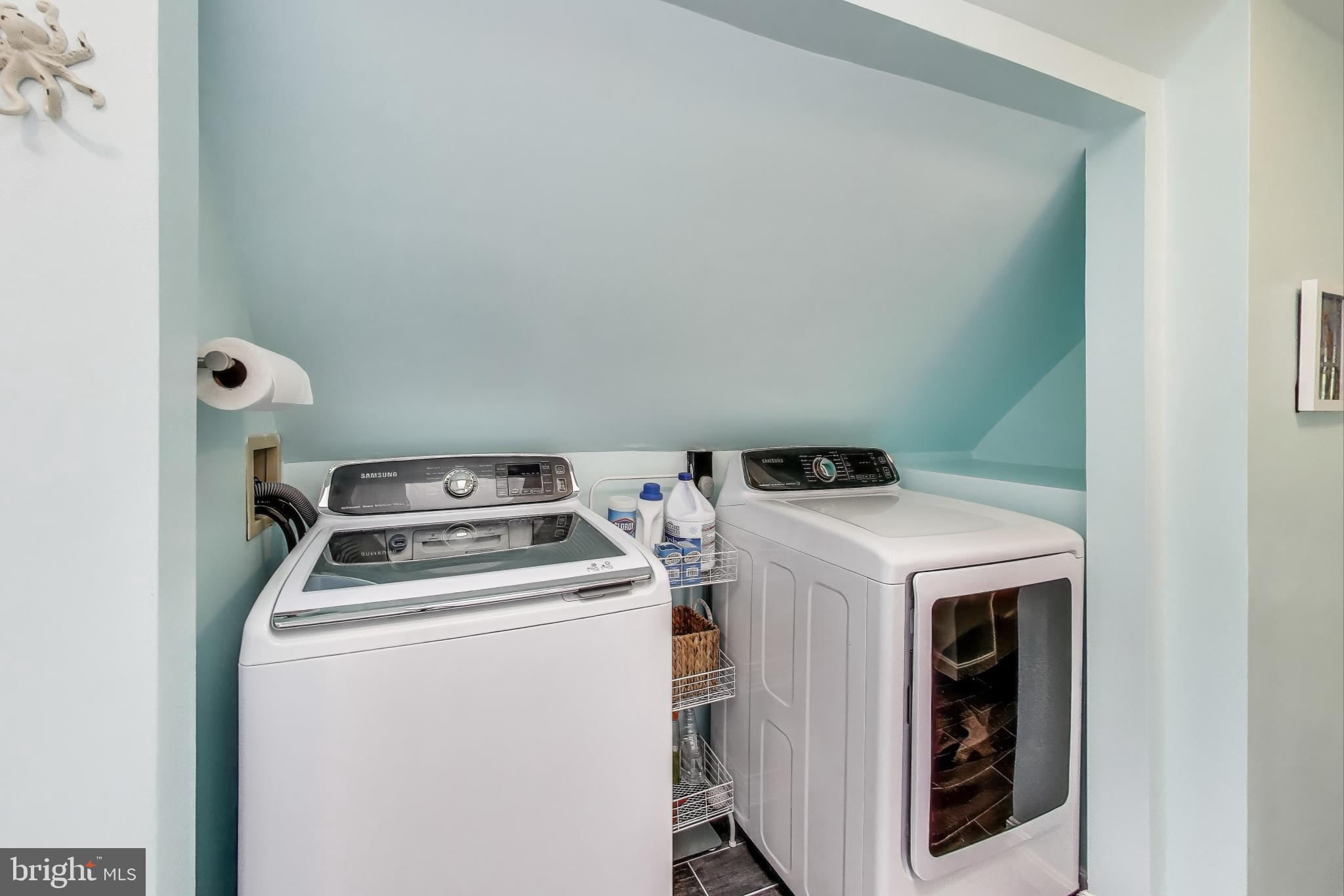 LONG BEACH - Residential