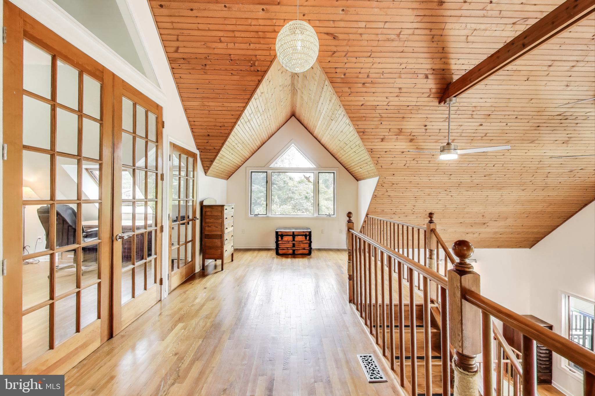 LONG BEACH - Residential