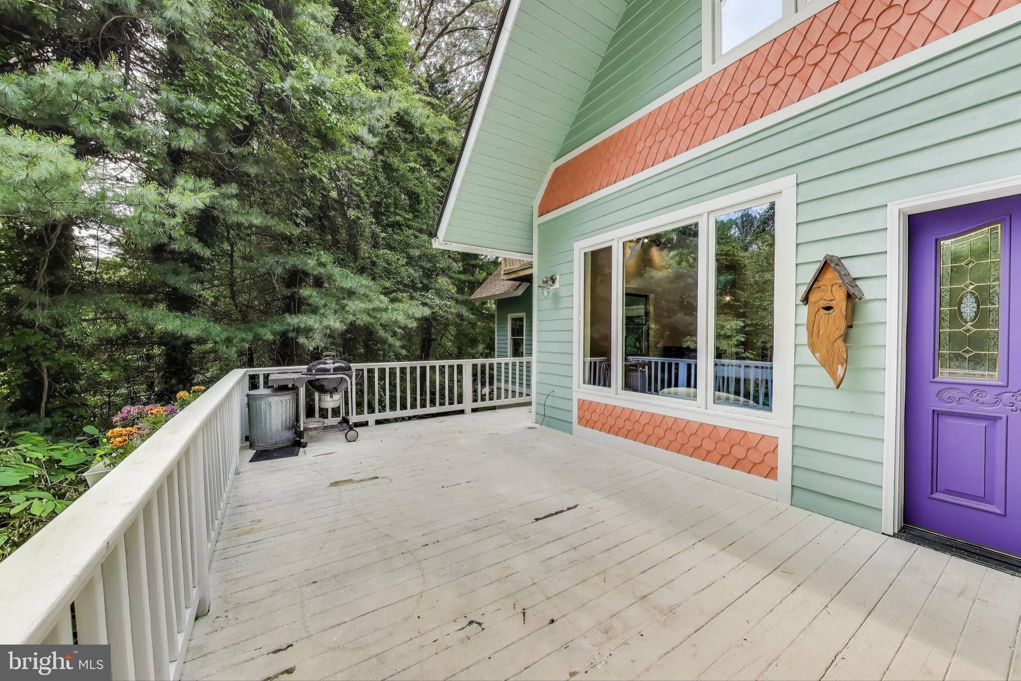 LONG BEACH - Residential