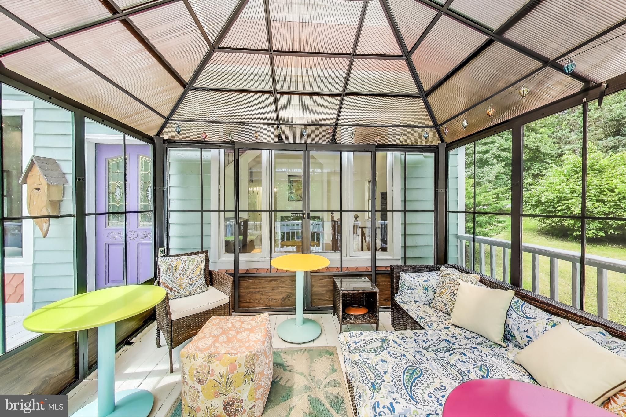 LONG BEACH - Residential