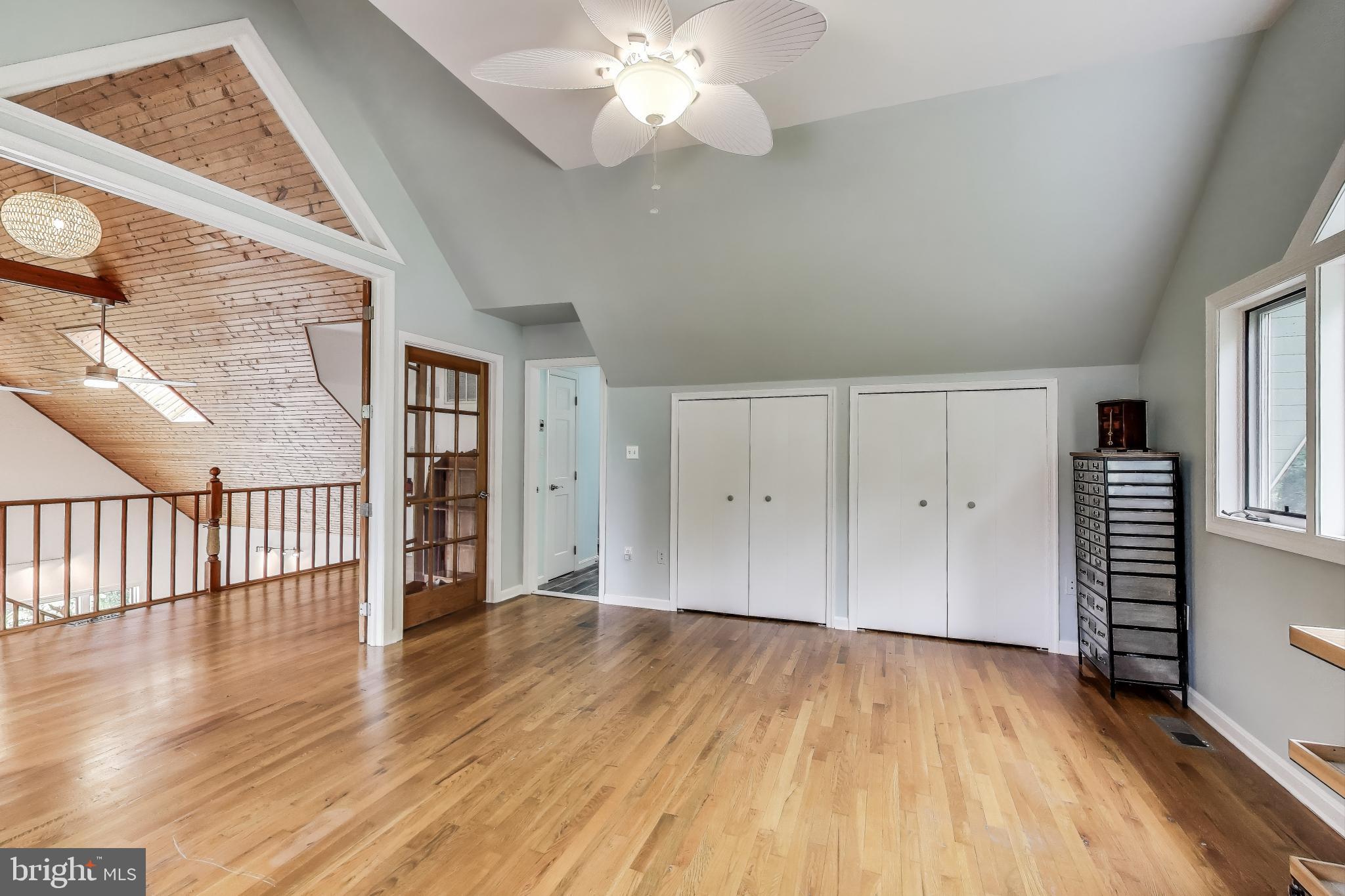 LONG BEACH - Residential