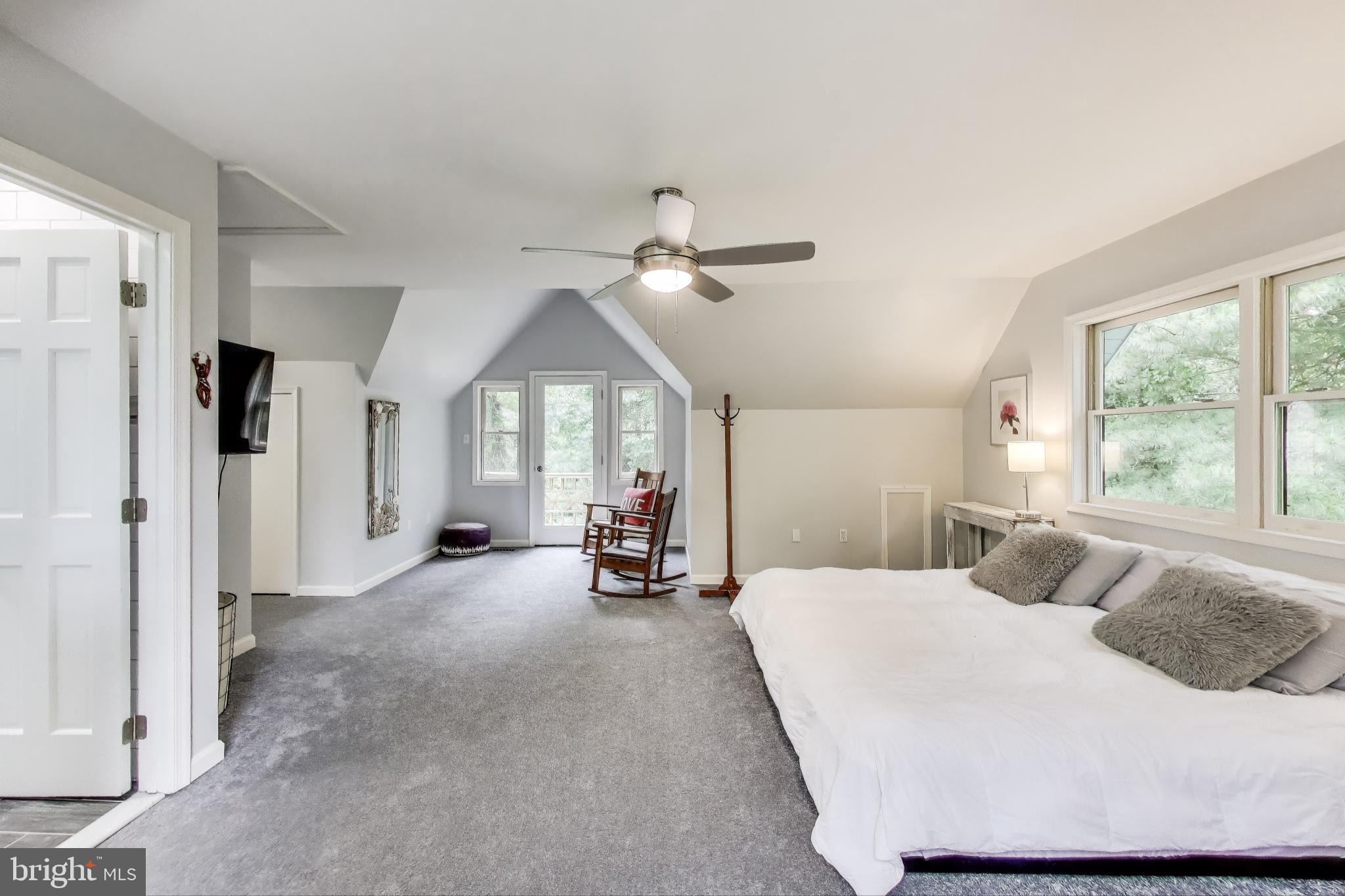 LONG BEACH - Residential