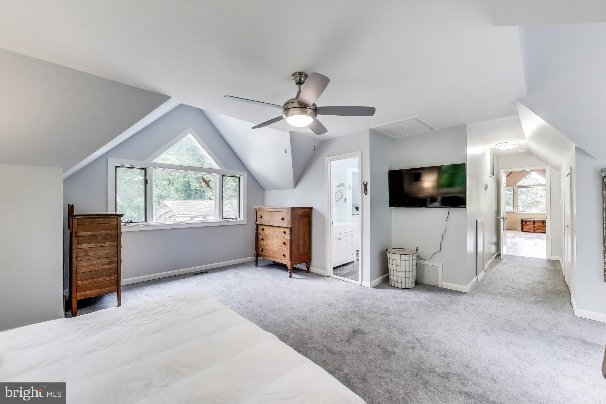 LONG BEACH - Residential